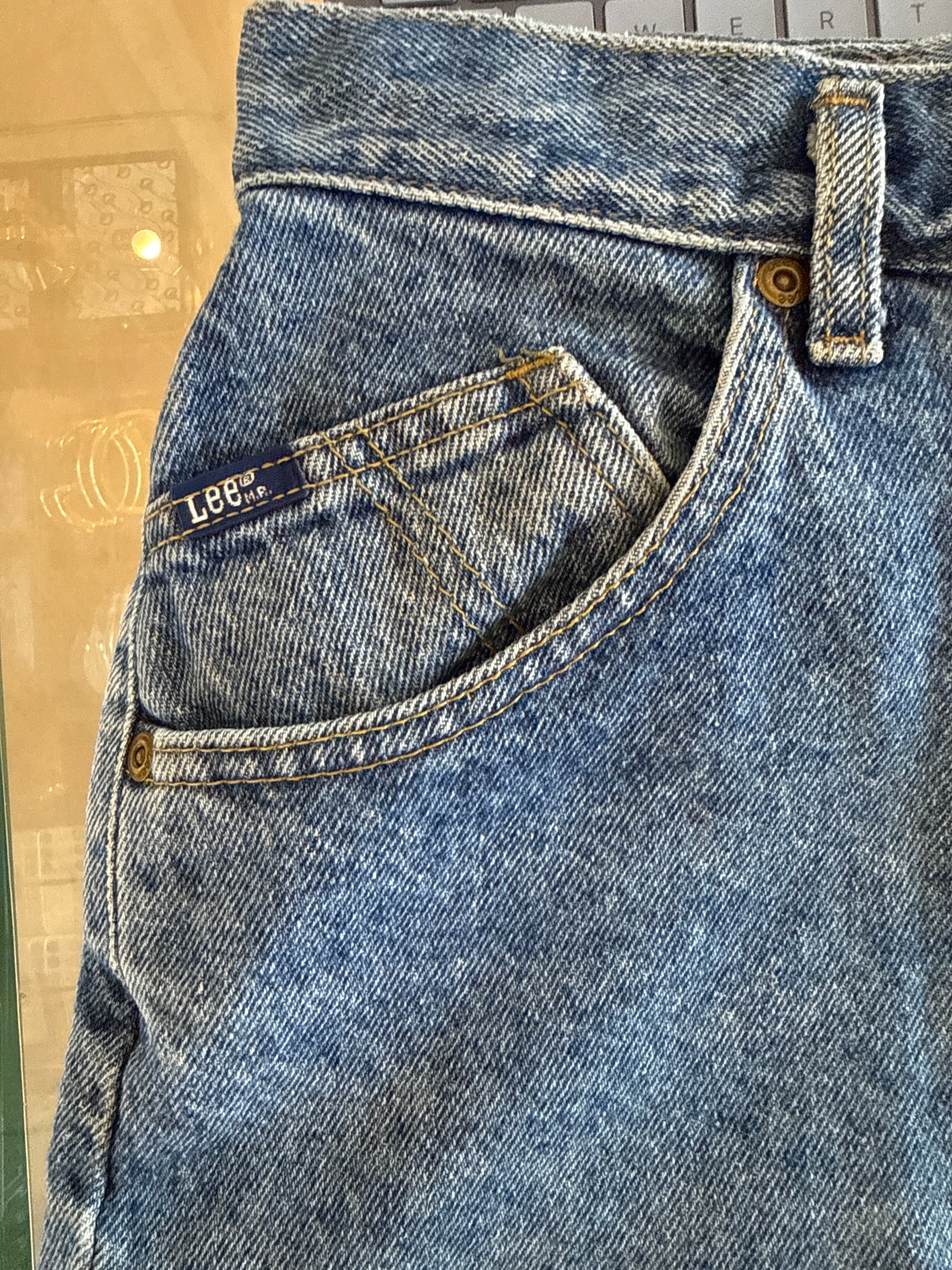 Vintage Lee Cutoff Jorts W27