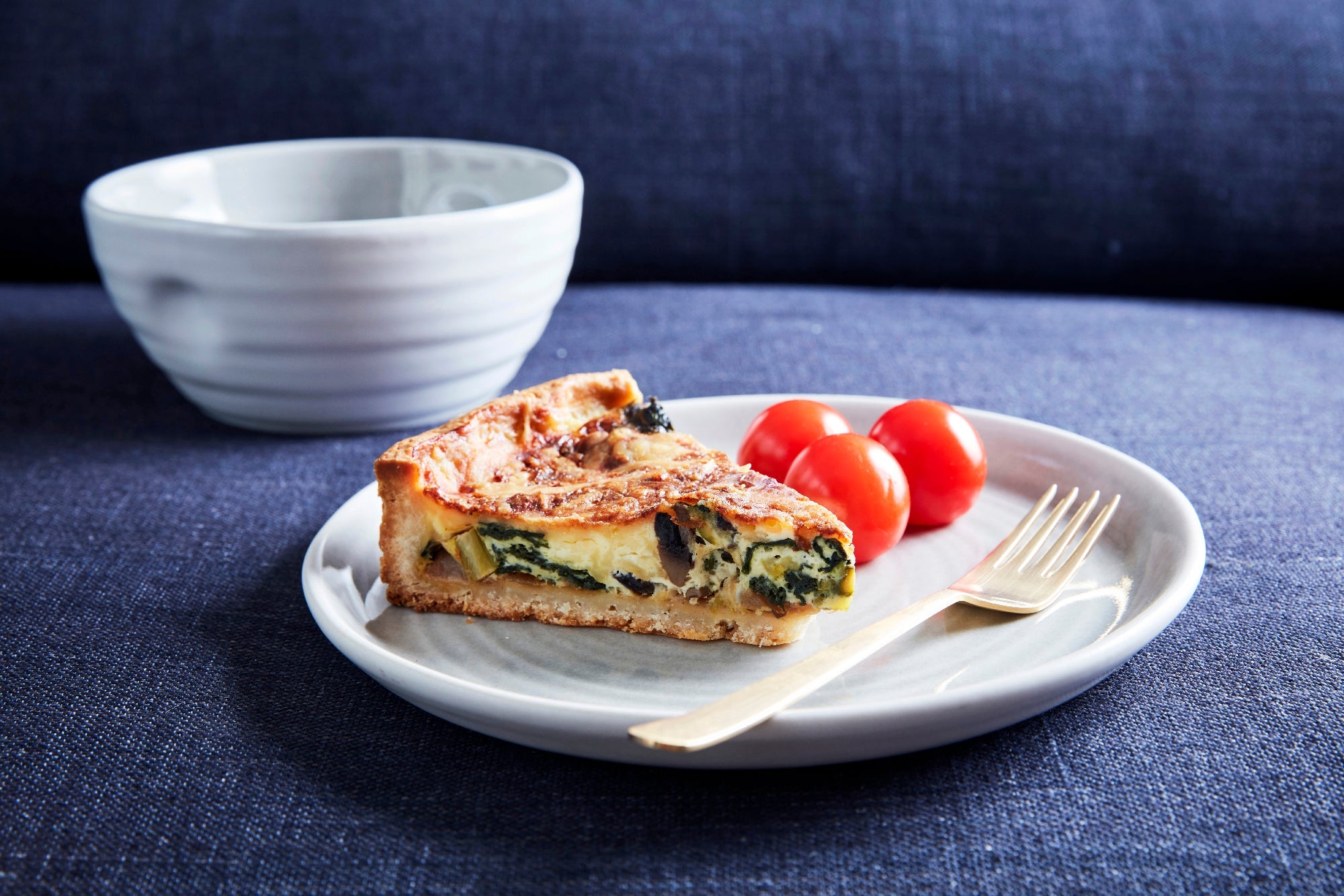 Pinch Salad Plate in Grey - Set of 4