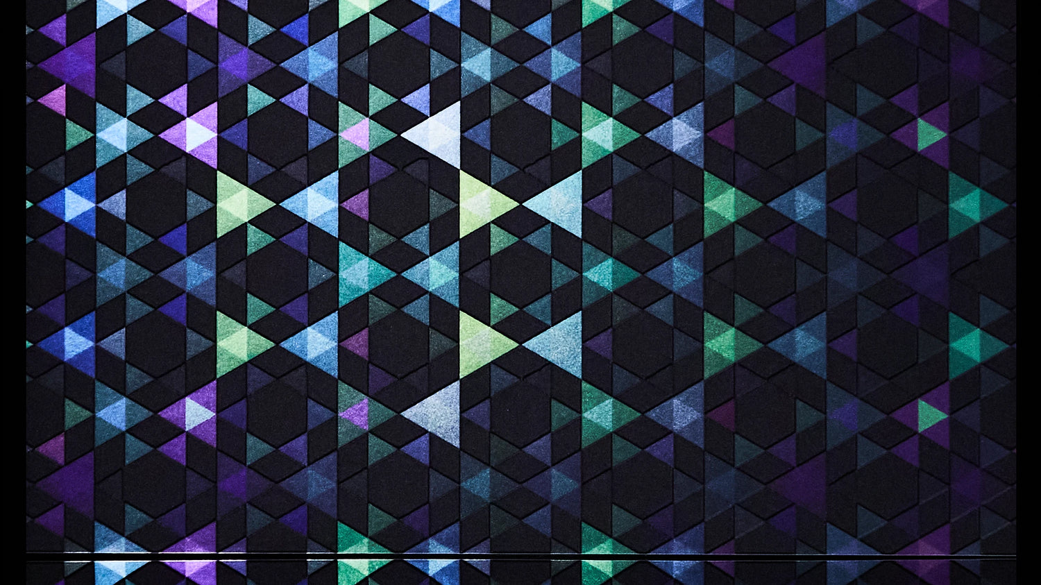 Mesmerize Wallpaper | Style: 34/01