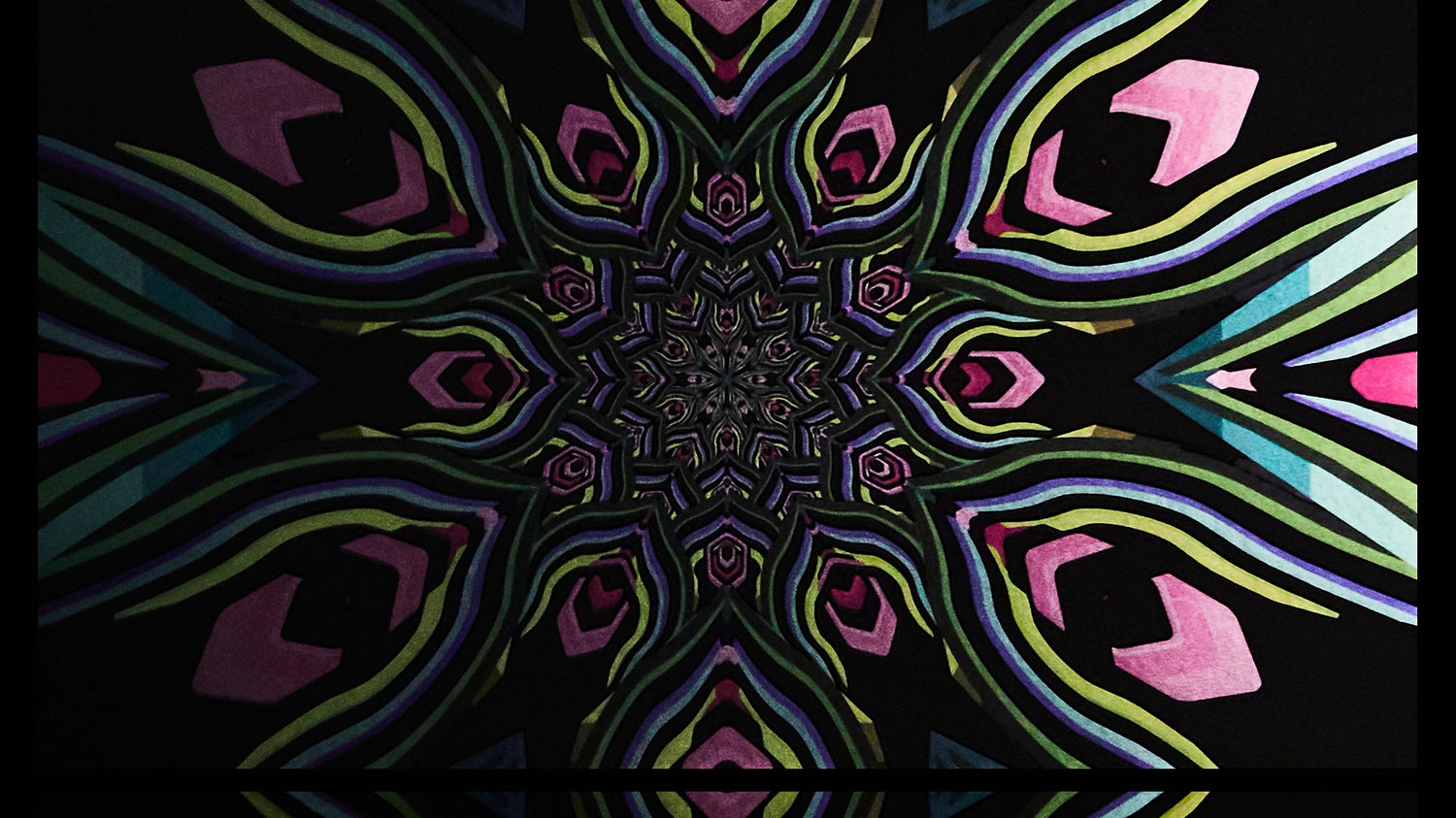 Mesmerize Wallpaper | Style: 39/04