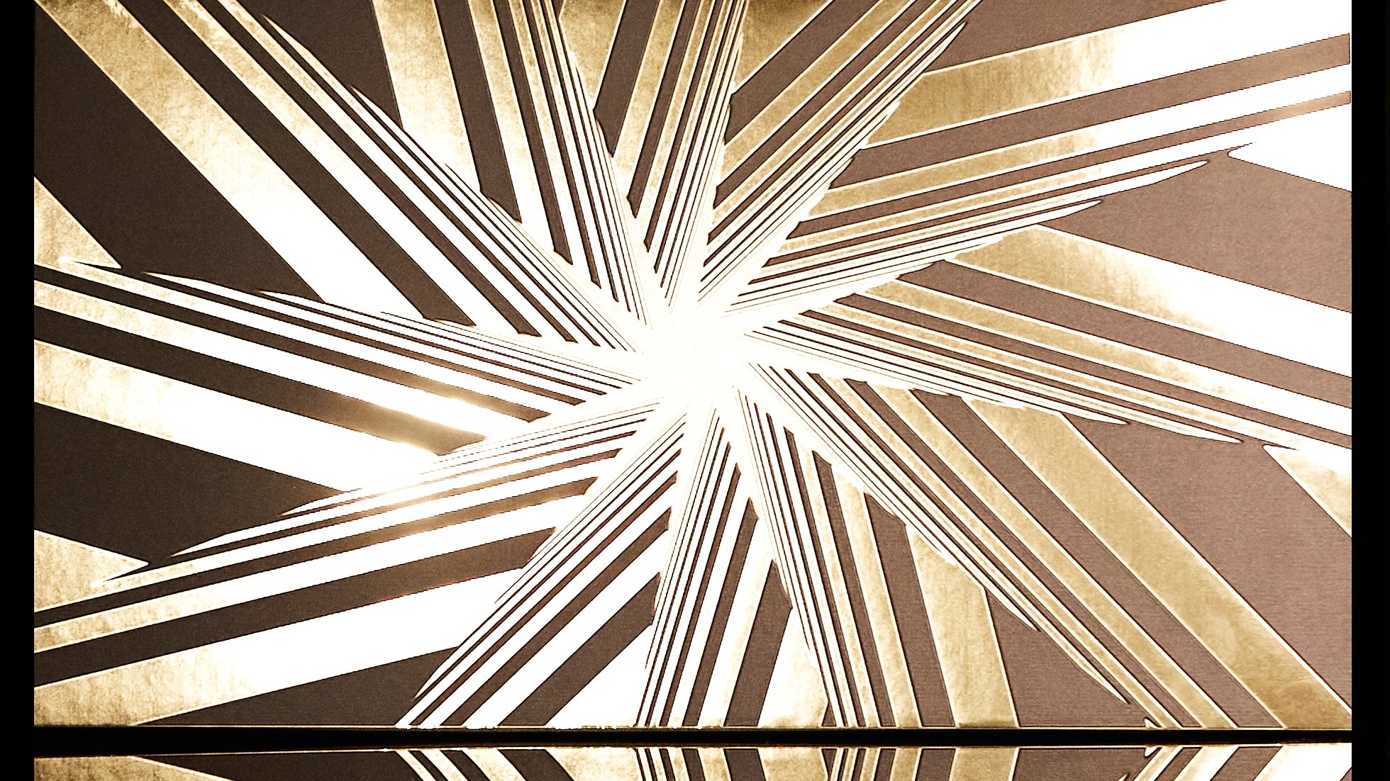 Mesmerize Wallpaper | Style: 19/01 GOLD