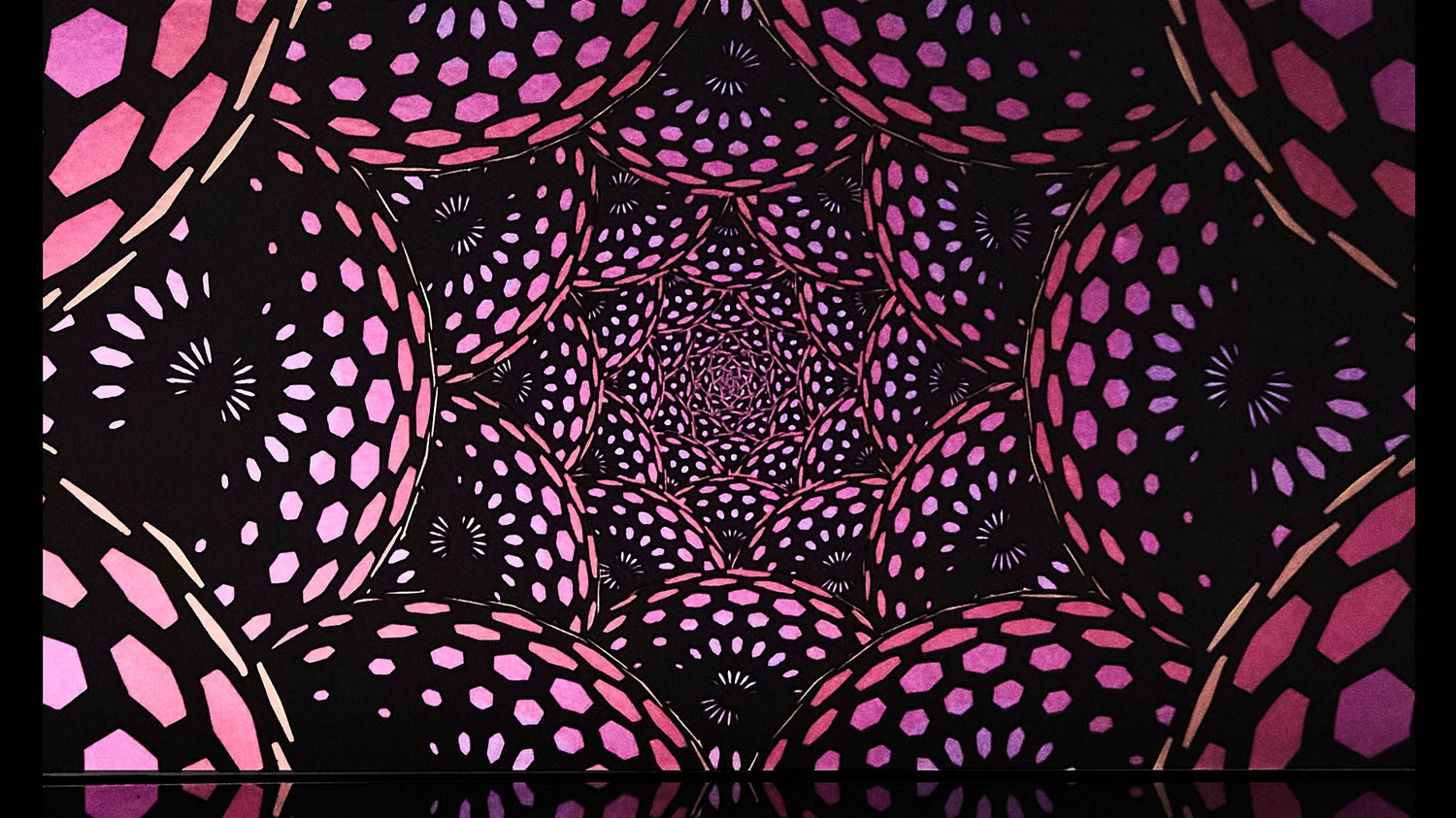 Mesmerize Wallpaper | Style: 36/03