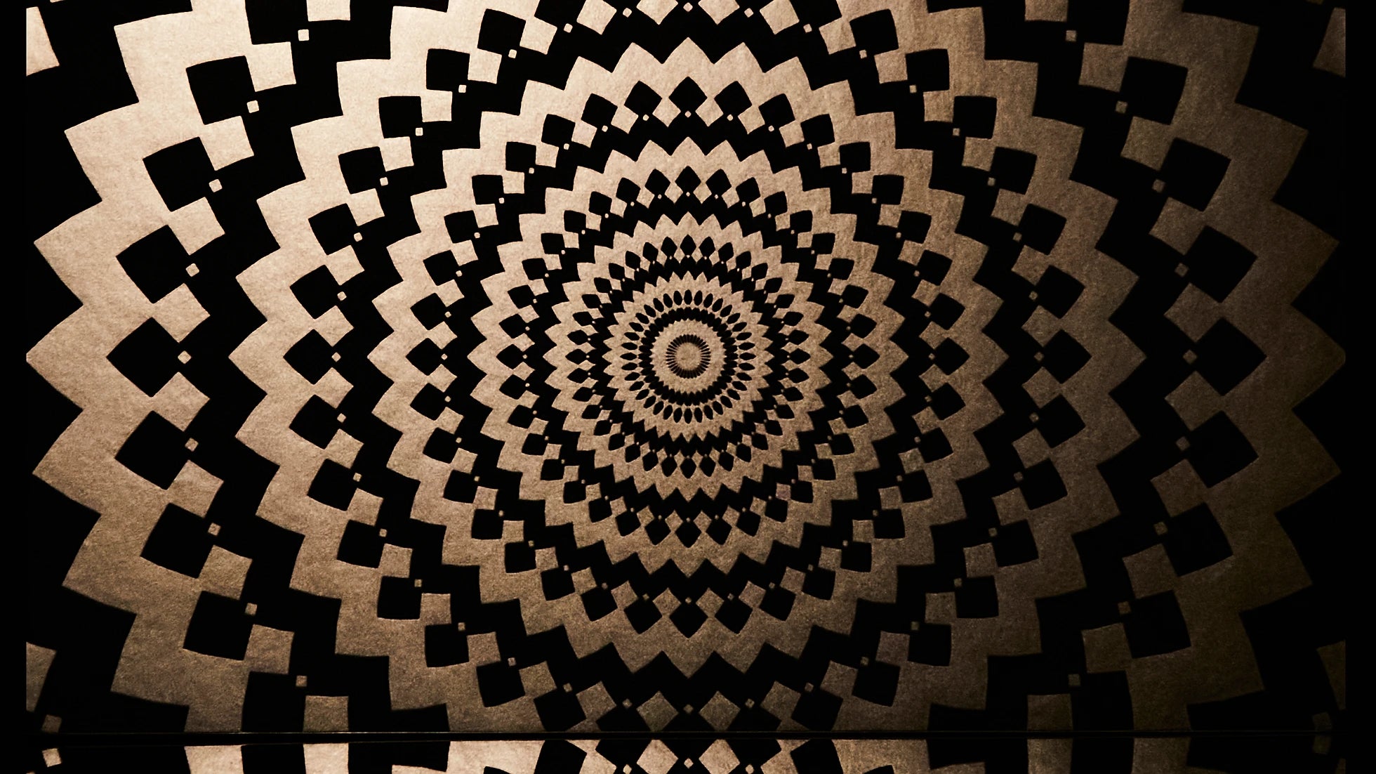 Mesmerize Wallpaper | Style: 24/01 GOLD