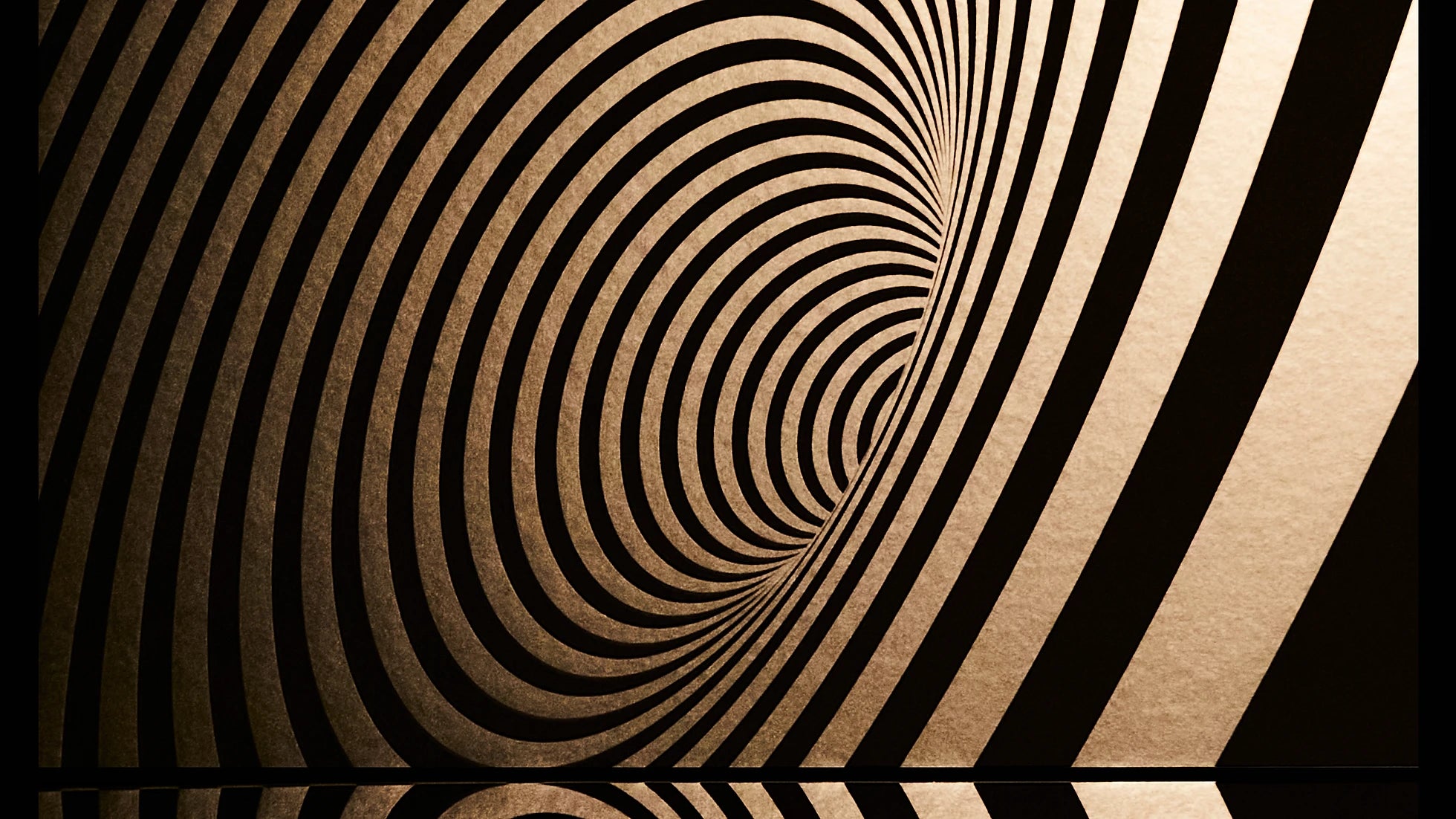 Mesmerize Wallpaper | Style: 29/01 GOLD