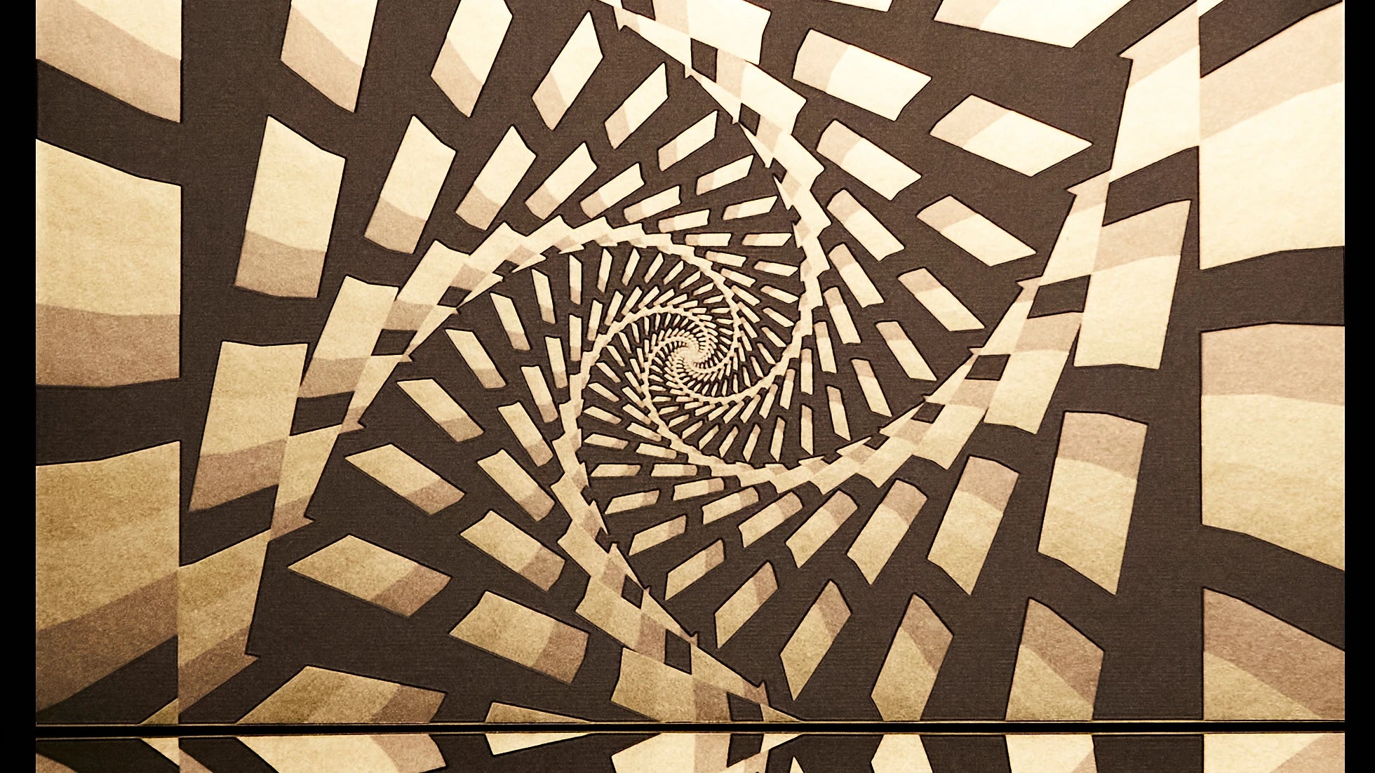 Mesmerize Wallpaper | Style: 21/01 GOLD