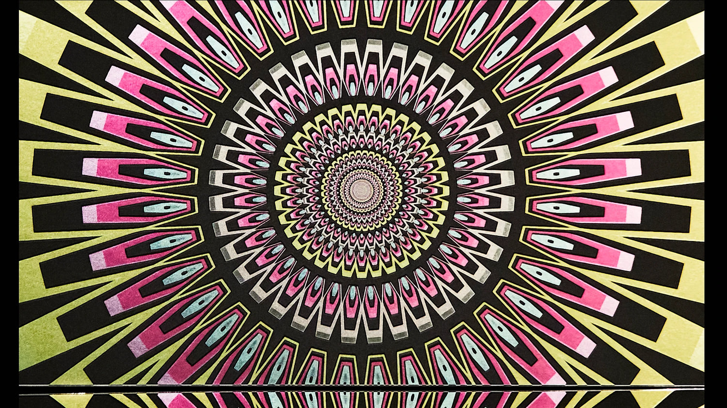 Mesmerize Wallpaper | Style: 12/04