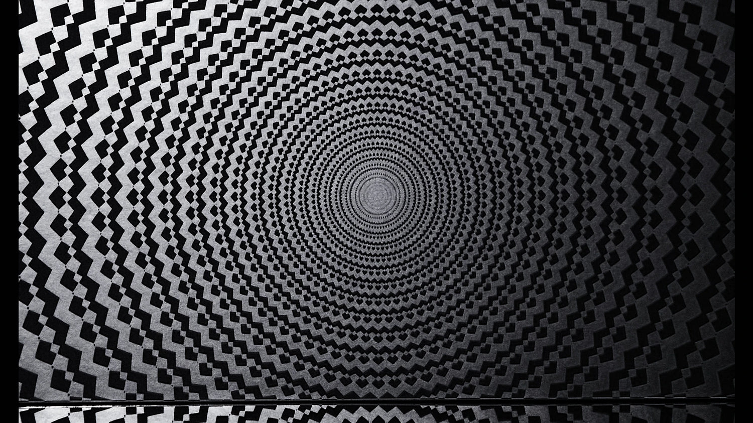 Mesmerize Wallpaper | Style: 24/02 SILVER