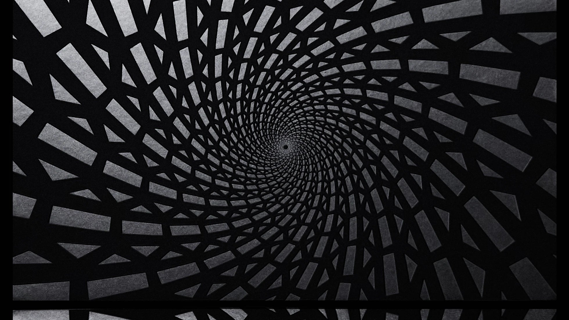 Mesmerize Wallpaper | Style: 28/01 SILVER