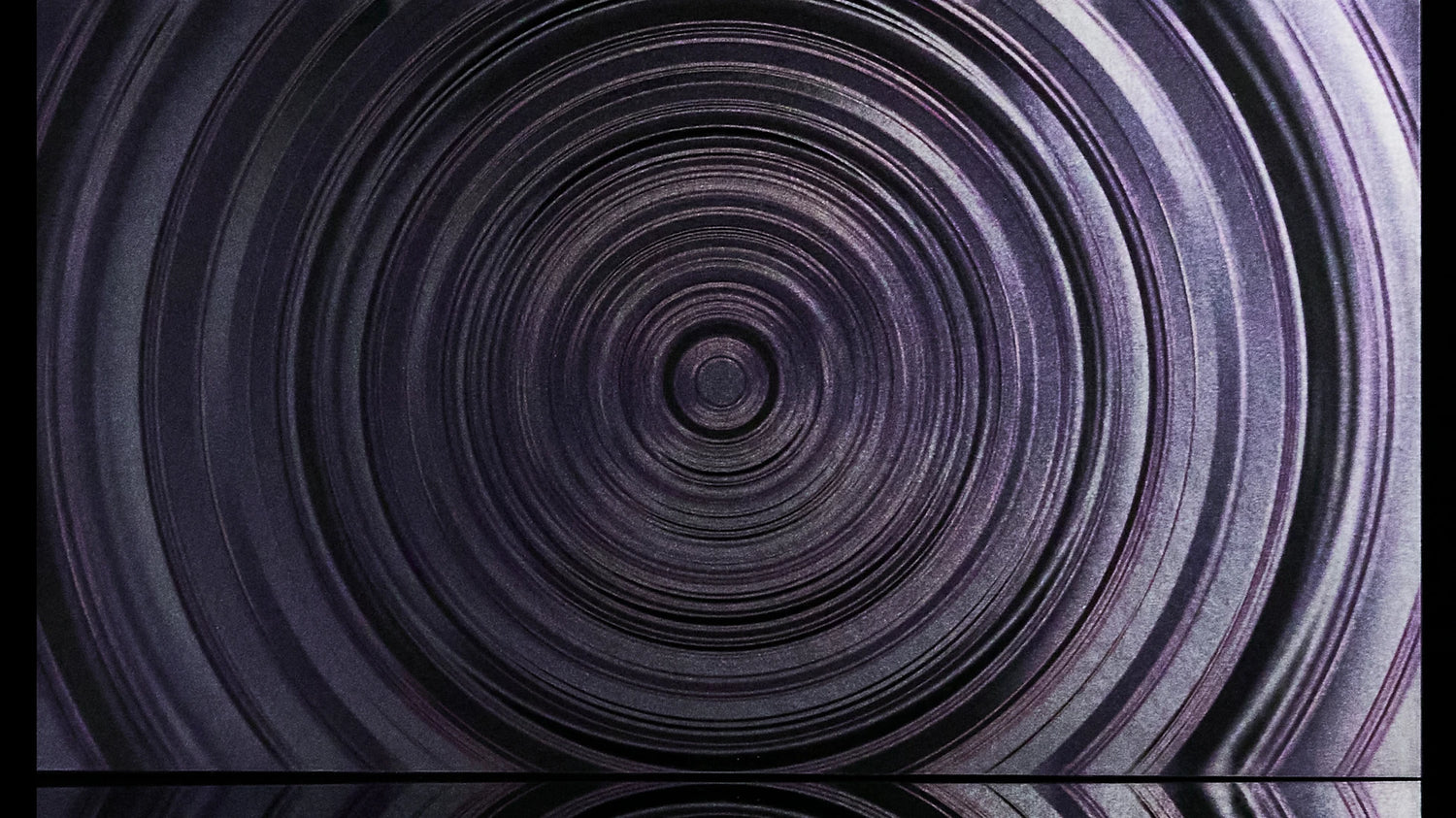 Mesmerize Wallpaper | Style: 113/01