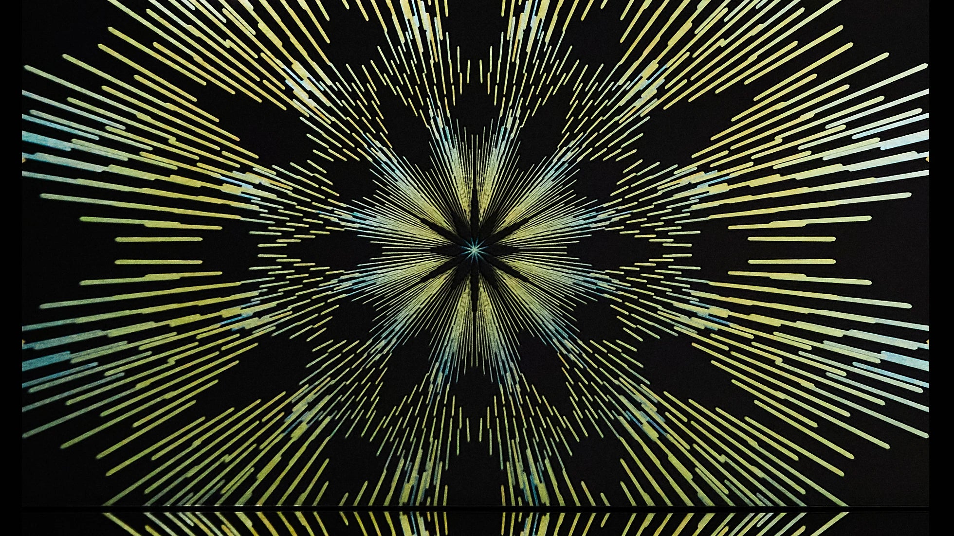 Mesmerize Wallpaper | Style: 37/01