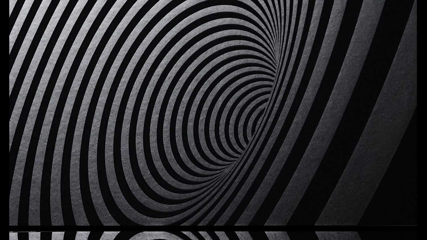 Mesmerize Wallpaper | Style: 29/01 SILVER