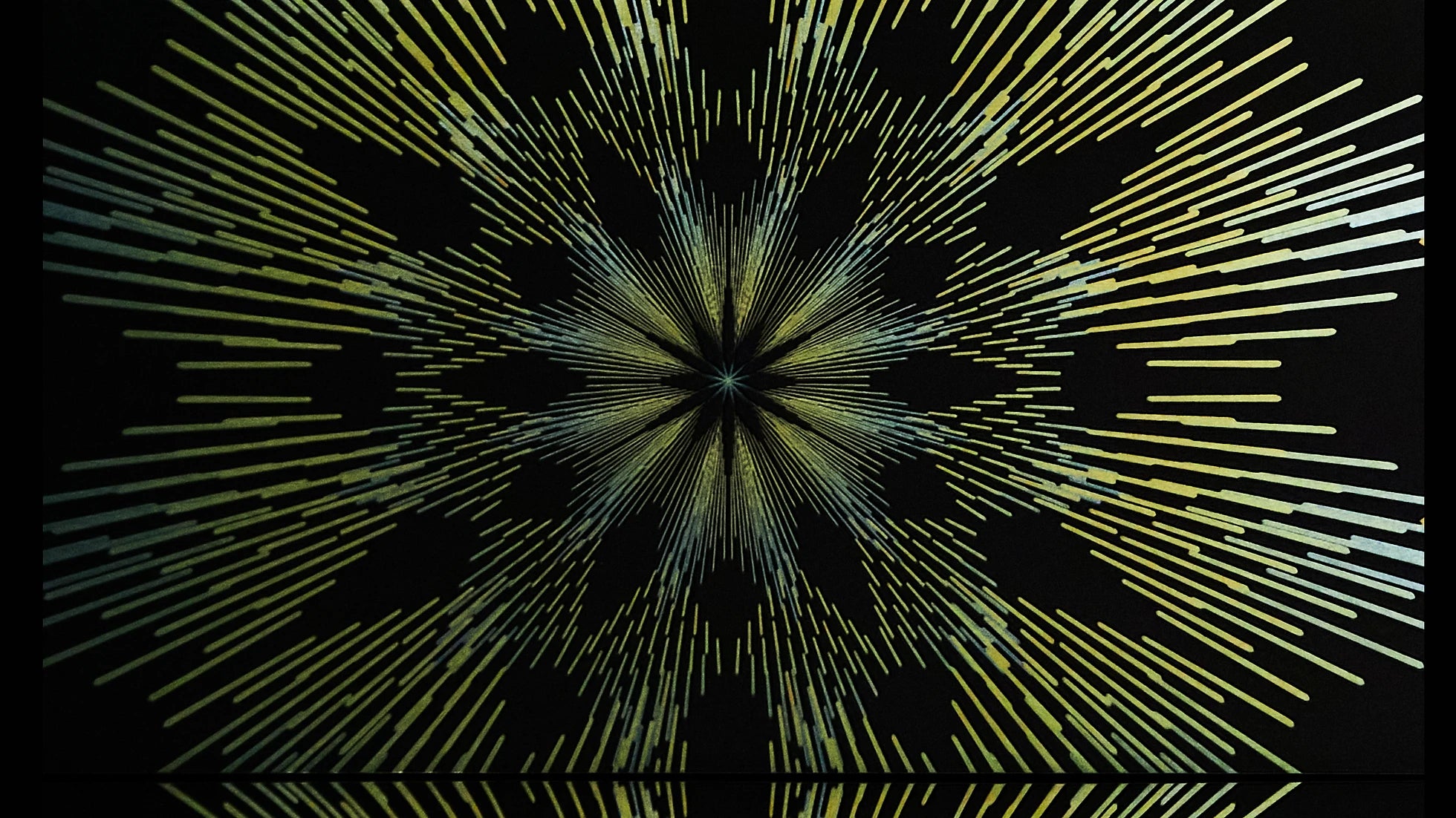 Mesmerize Wallpaper | Style: 37/01