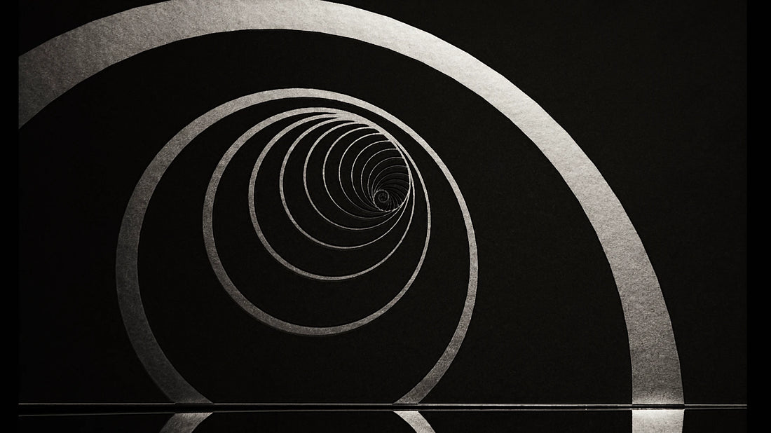 Mesmerize Wallpaper | Style: 18/01 SILVER