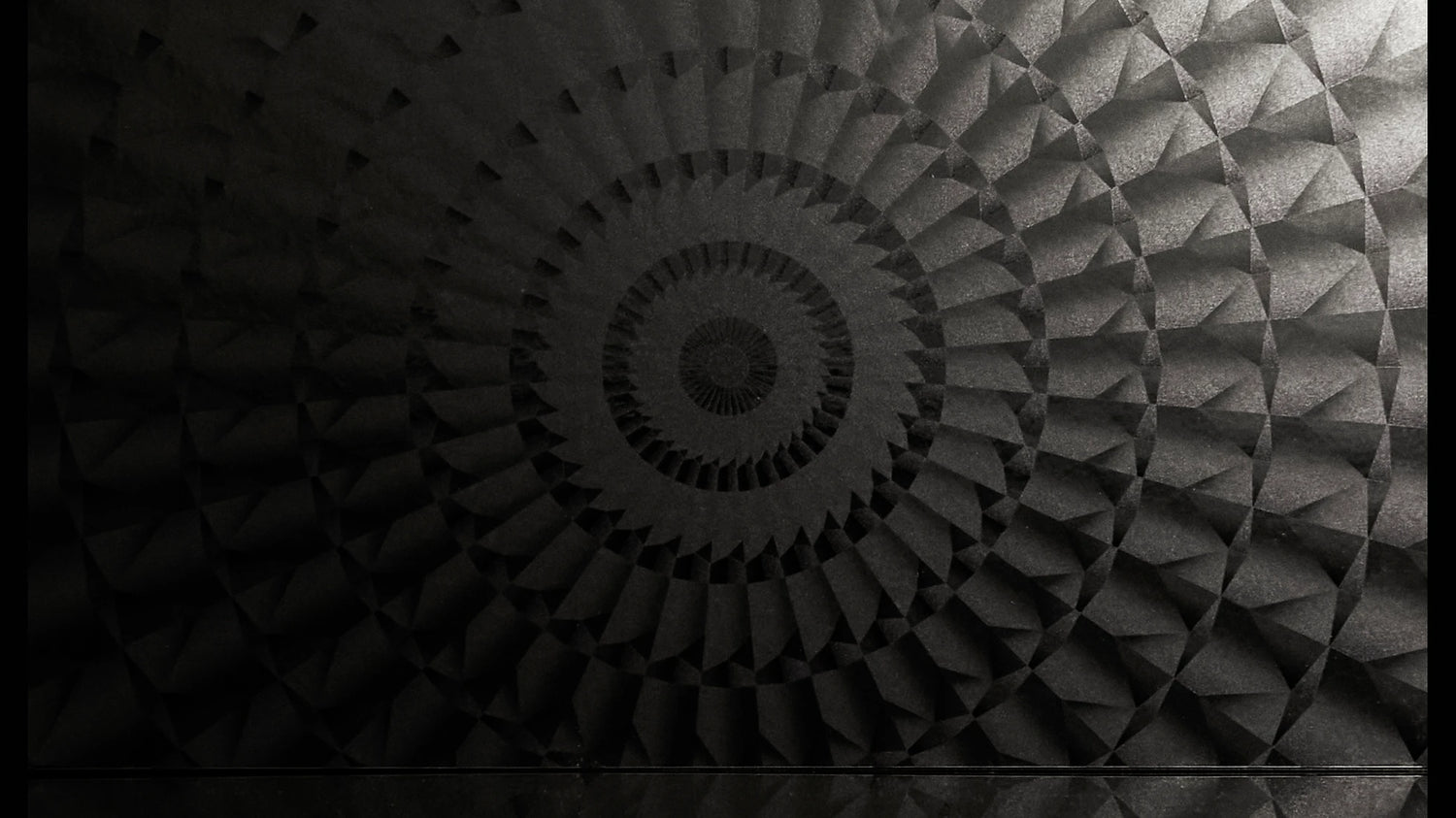 Mesmerize Wallpaper | Style: 13/01 SILVER