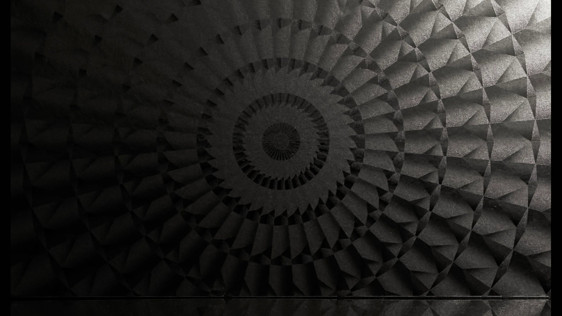 Mesmerize Wallpaper | Style: 13/01 SILVER