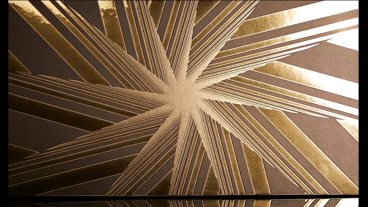 Mesmerize Wallpaper | Style: 19/01 GOLD