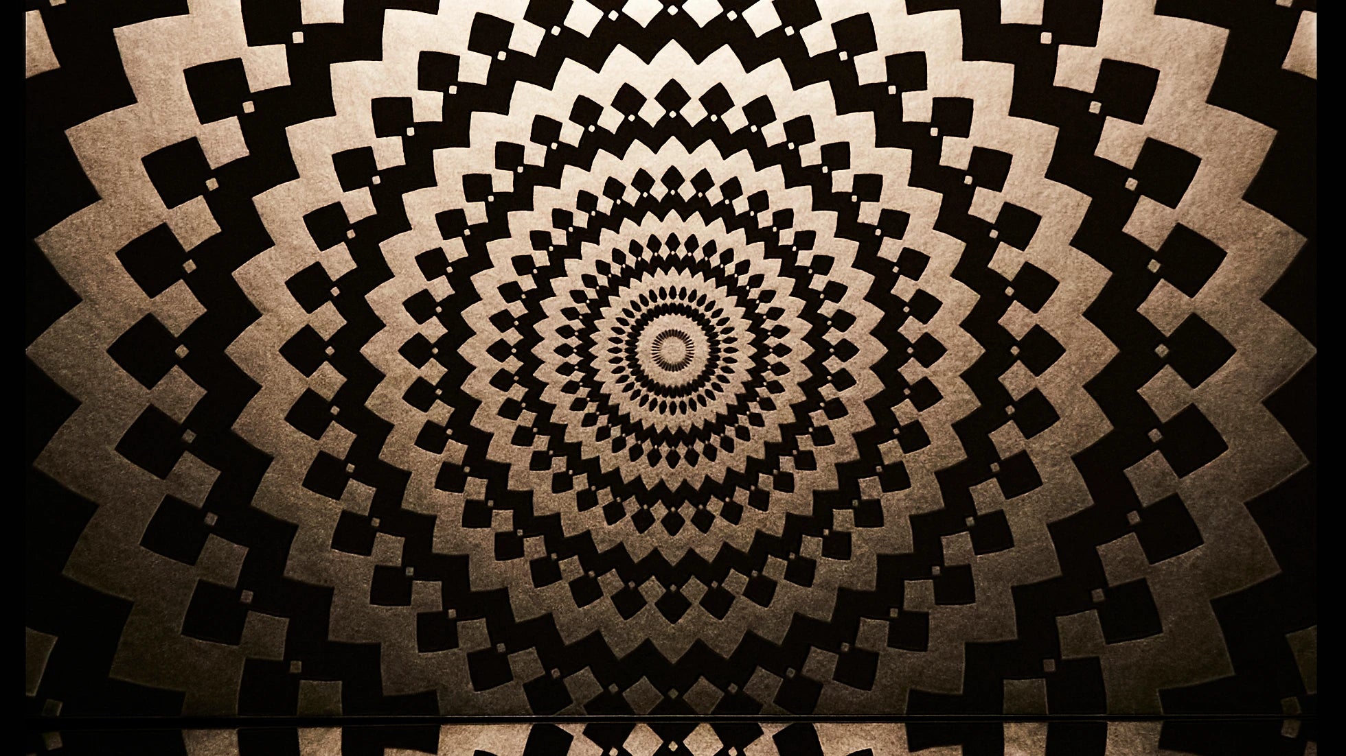 Mesmerize Wallpaper | Style: 24/01 GOLD