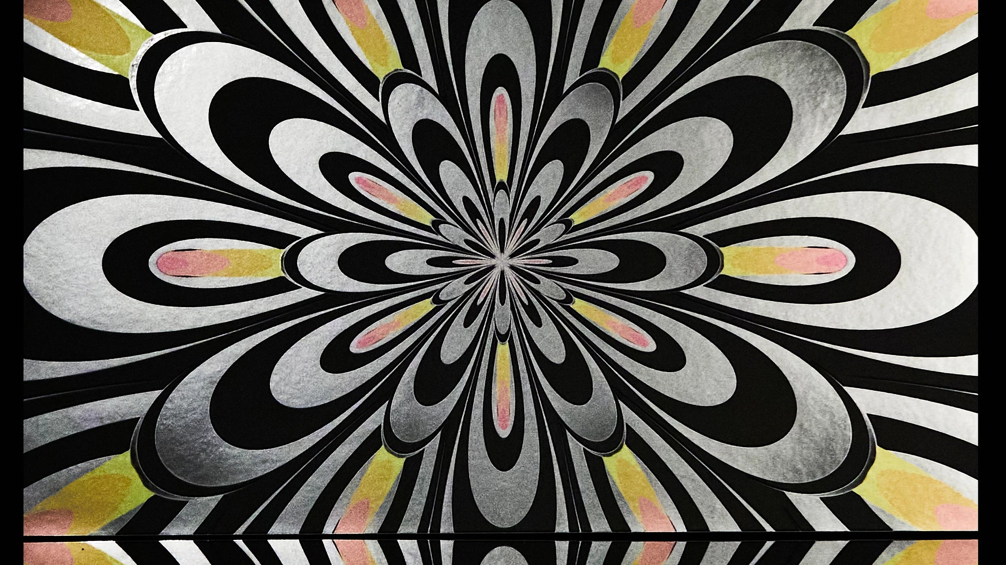 Mesmerize Wallpaper | Style: 07/01