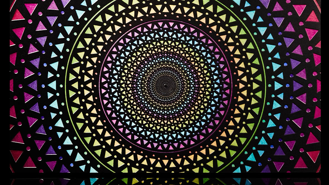 Mesmerize Wallpaper | Style: 10/01