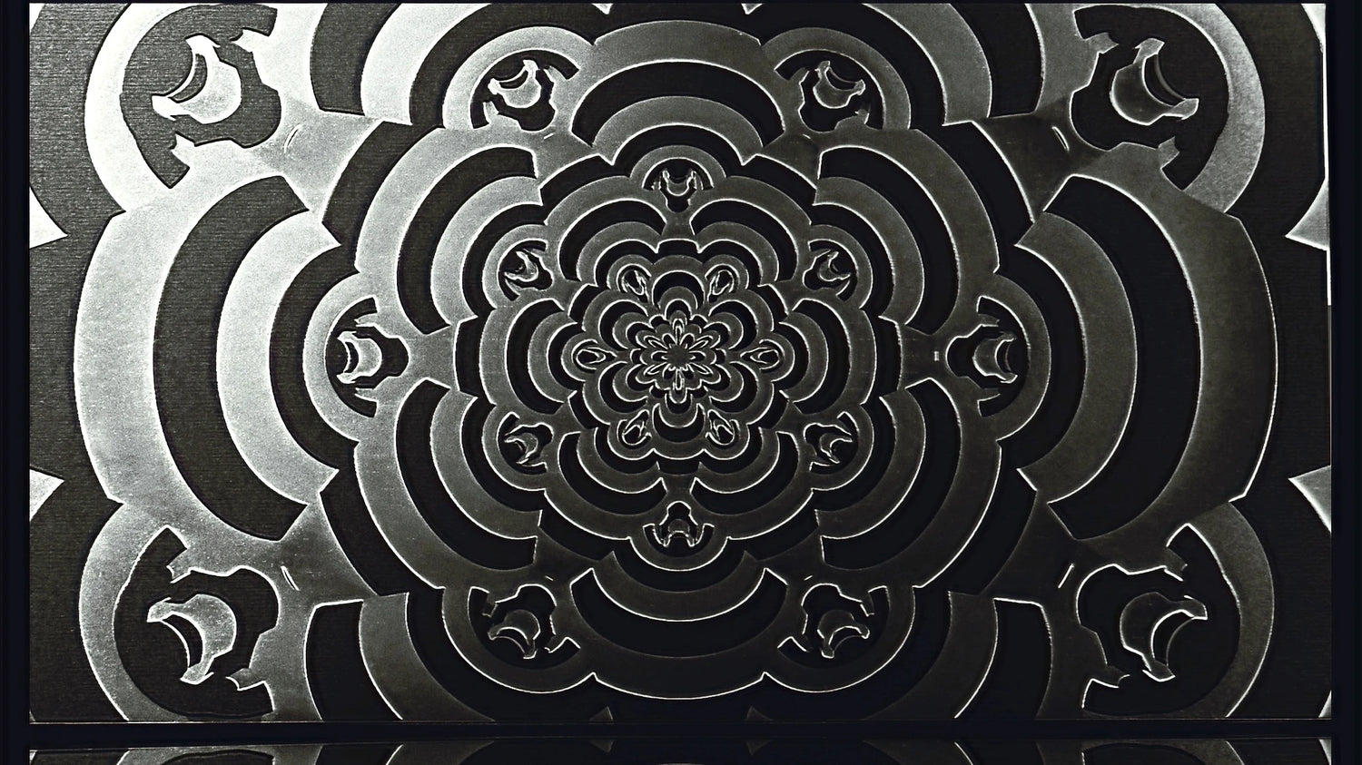 Mesmerize Wallpaper | Style: 09/01 SILVER