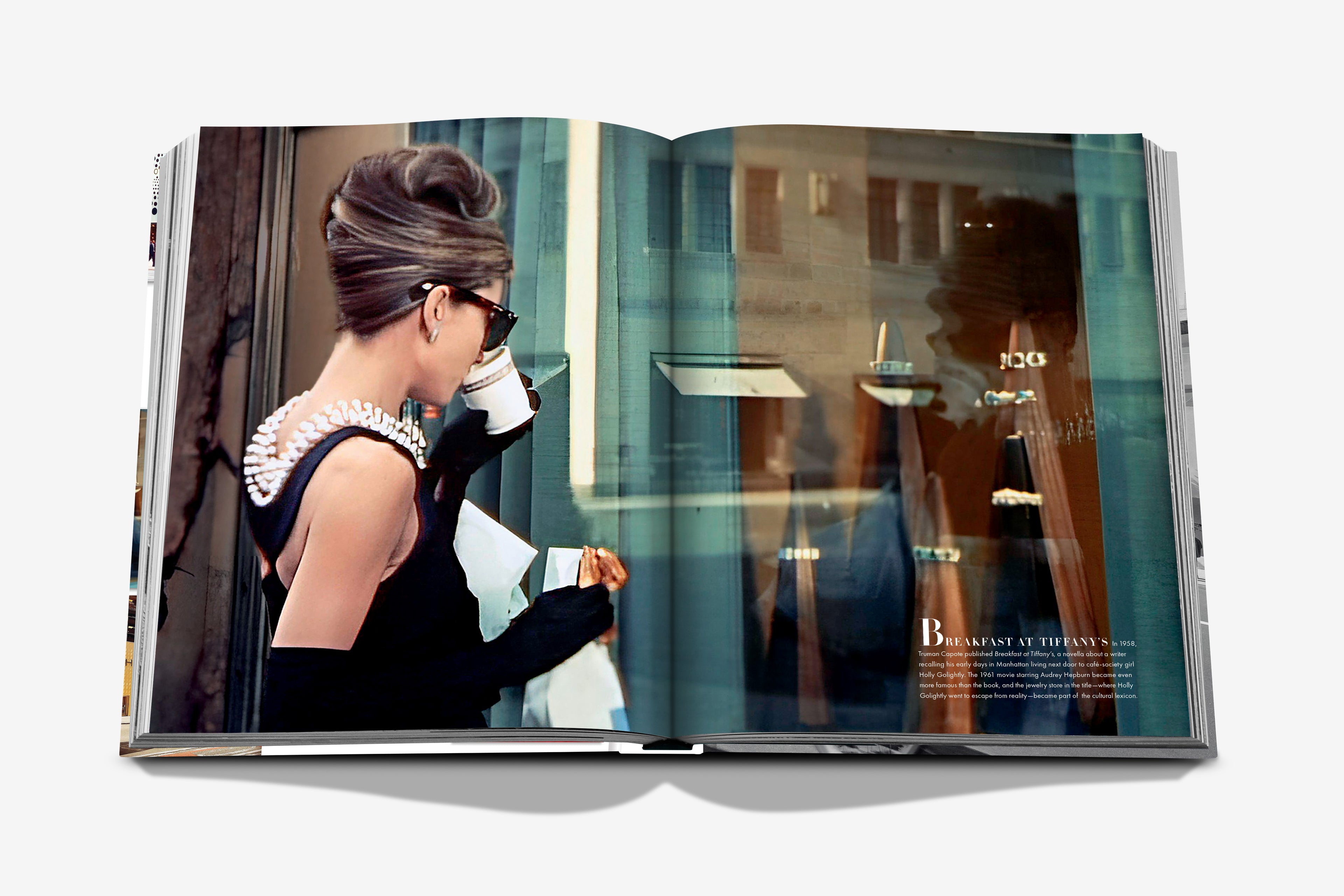5th Avenue-200 Years of Stories & Legends