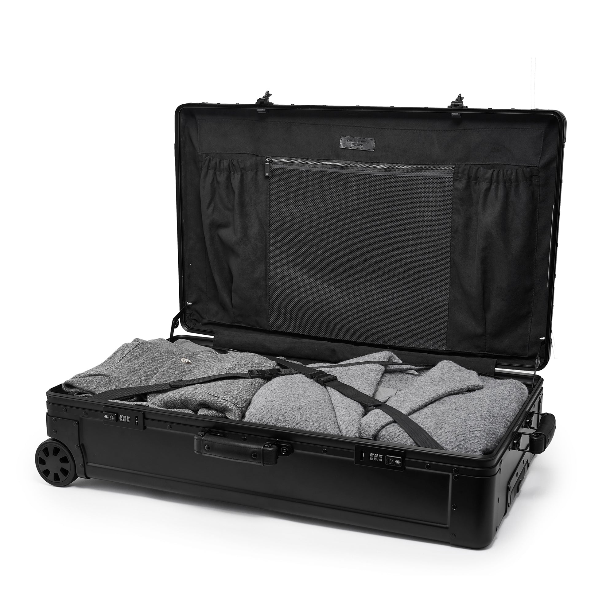 80L Check-In Travel Case (Black)