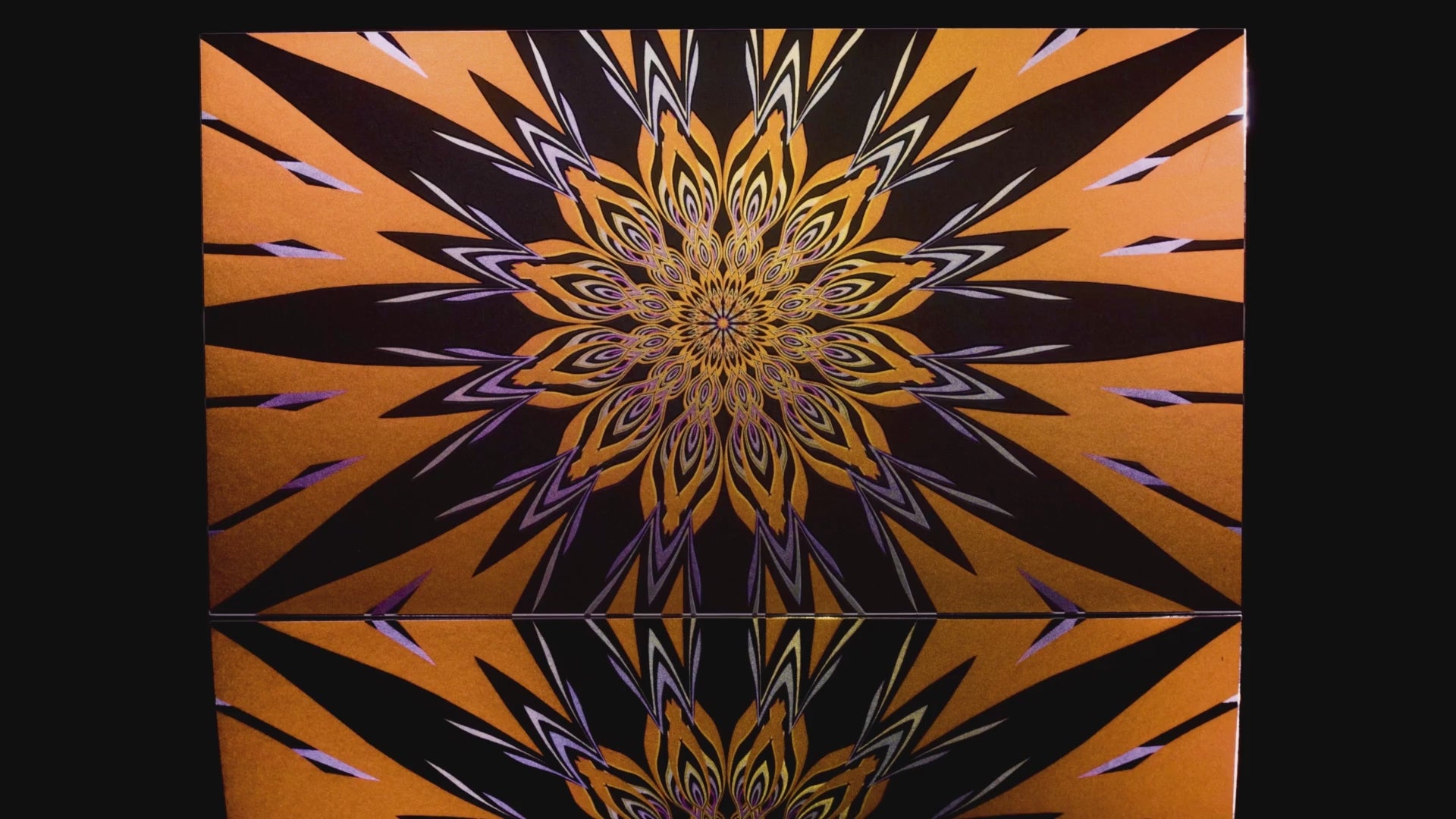 Mesmerize Wallpaper | Style: 04/05