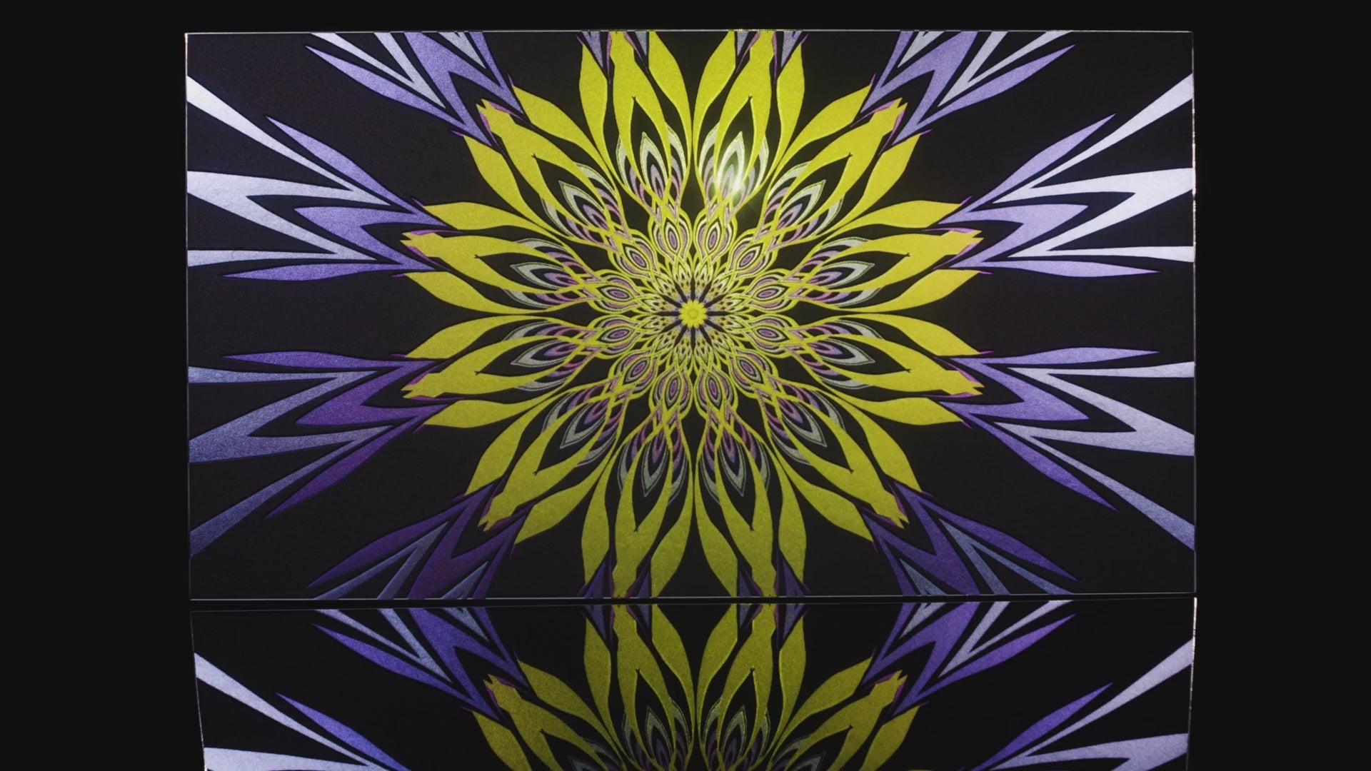 Mesmerize Wallpaper | Style: 04/04