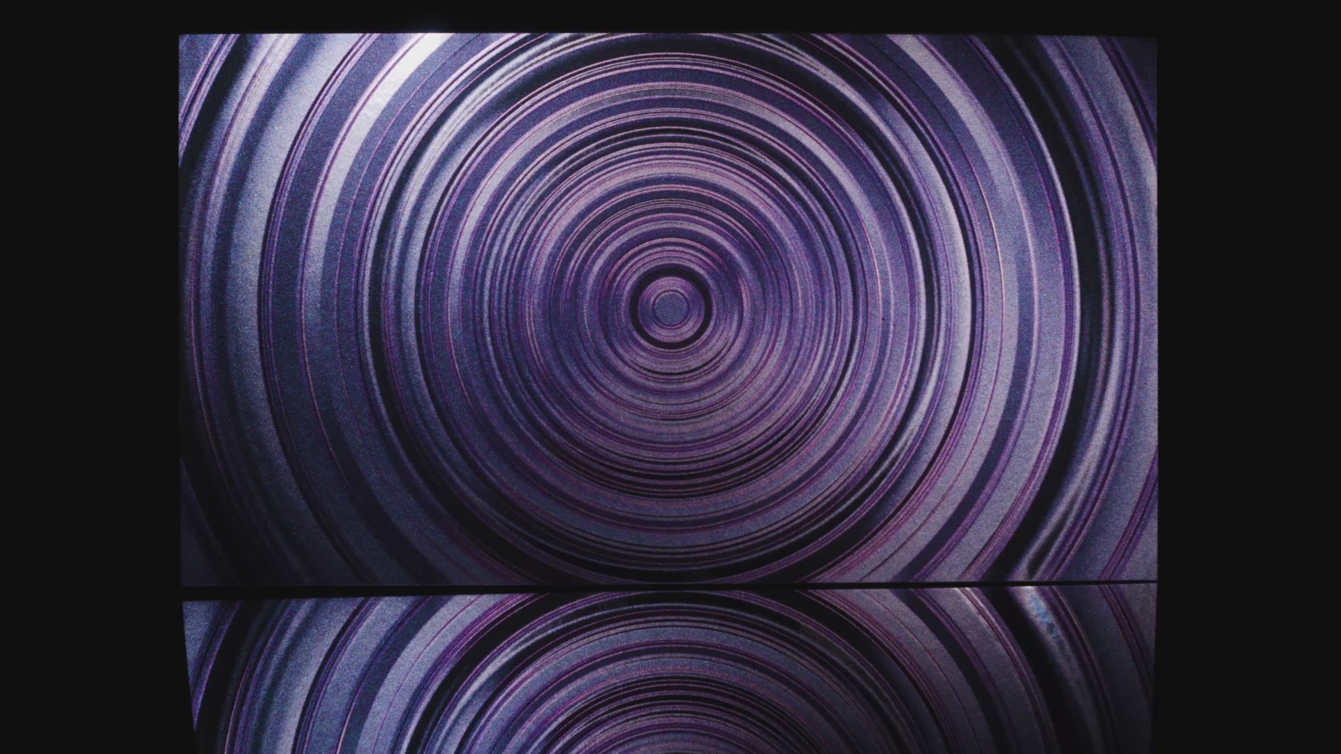 Mesmerize Wallpaper | Style: 113/01