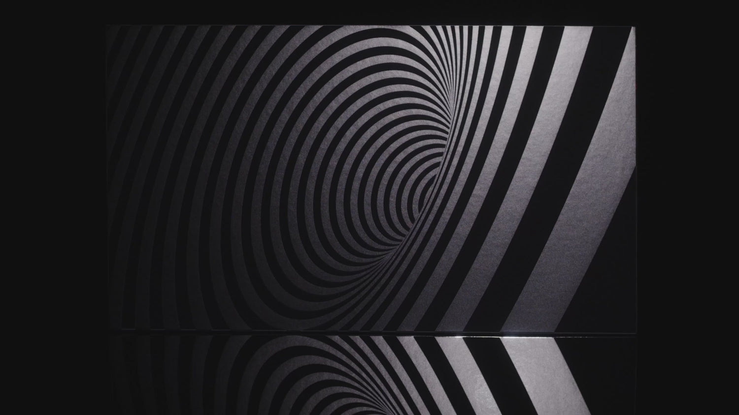 Mesmerize Wallpaper | Style: 29/01 SILVER