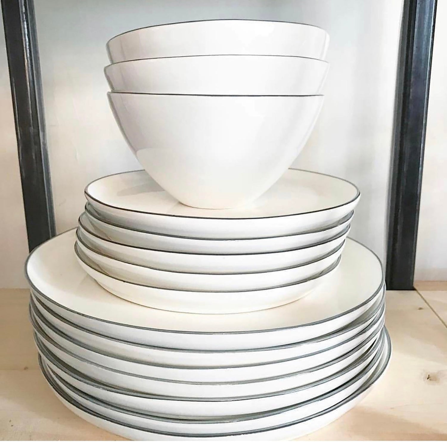 Abbesses Medium Bowl Grey Rim - Set of 4