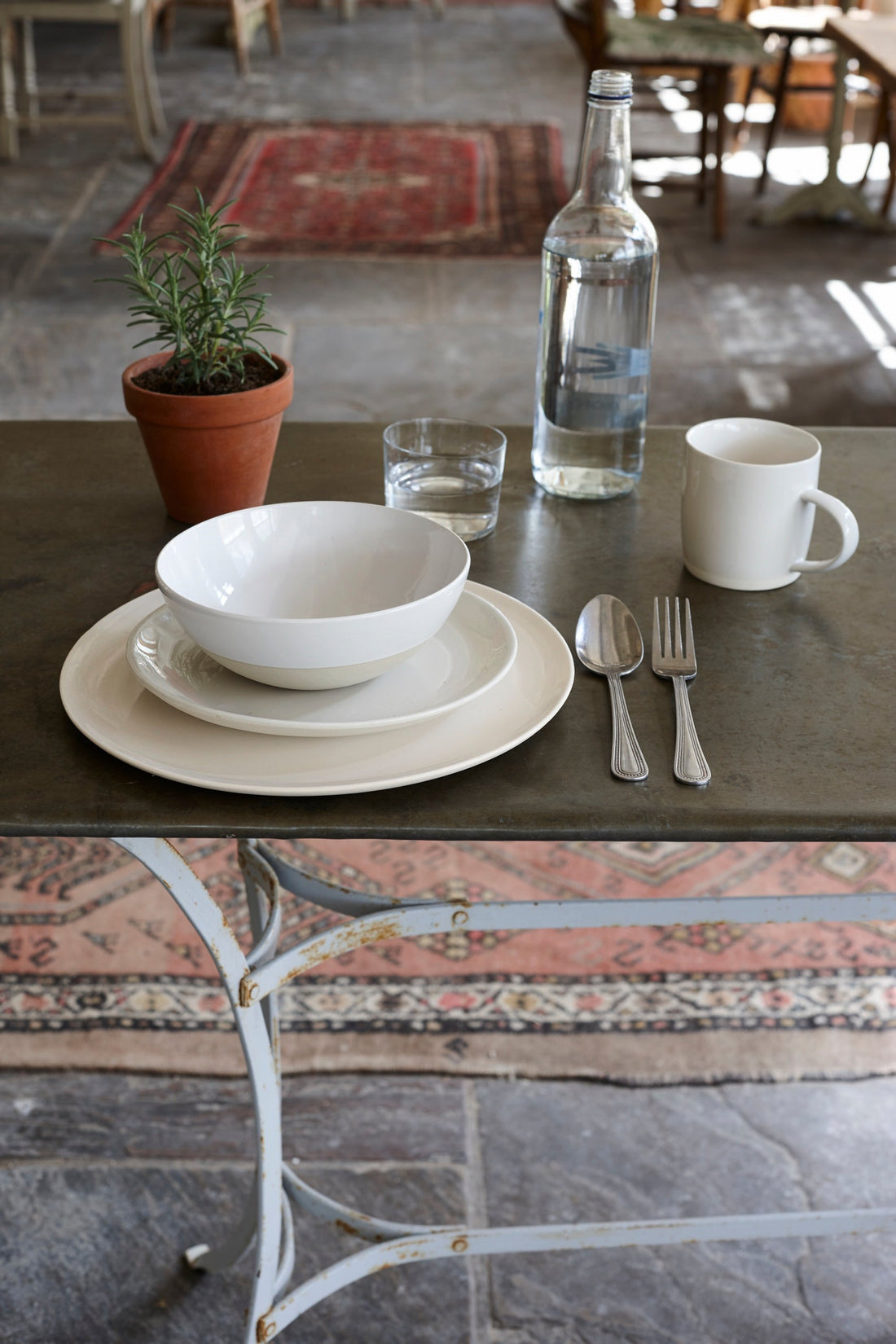 Shell Bisque Dinner Plate White - Set of 4