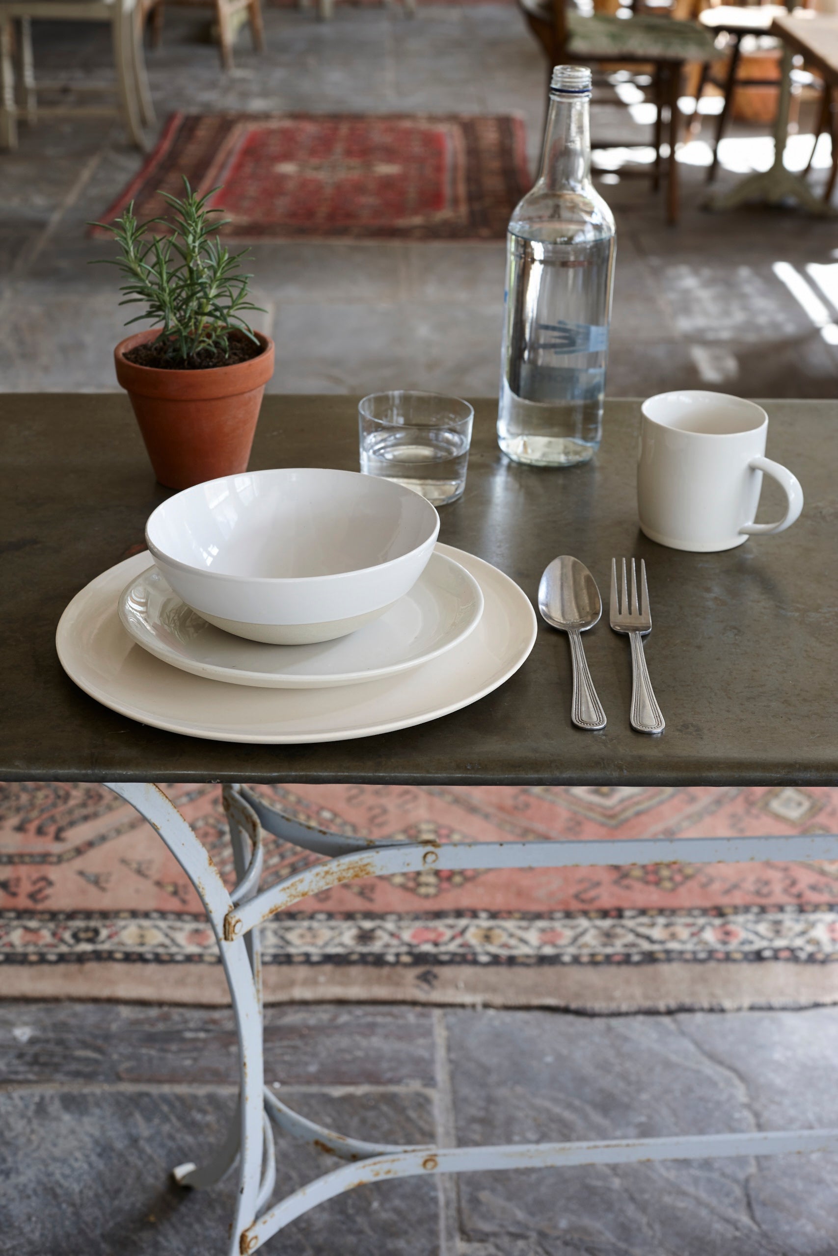 Shell Bisque Dinner Plate White - Set of 4