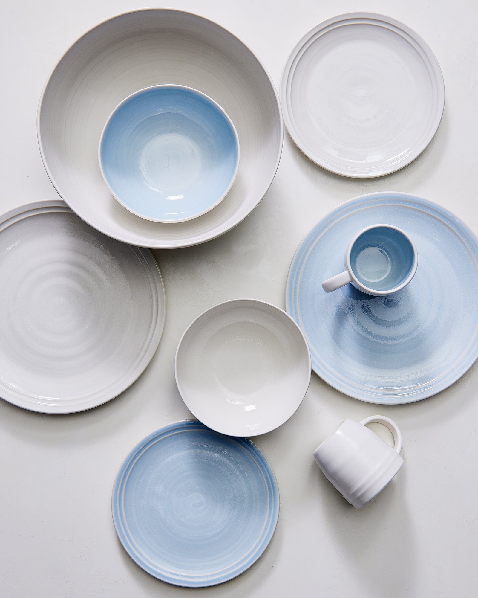 Lines 16-piece place setting - White/White