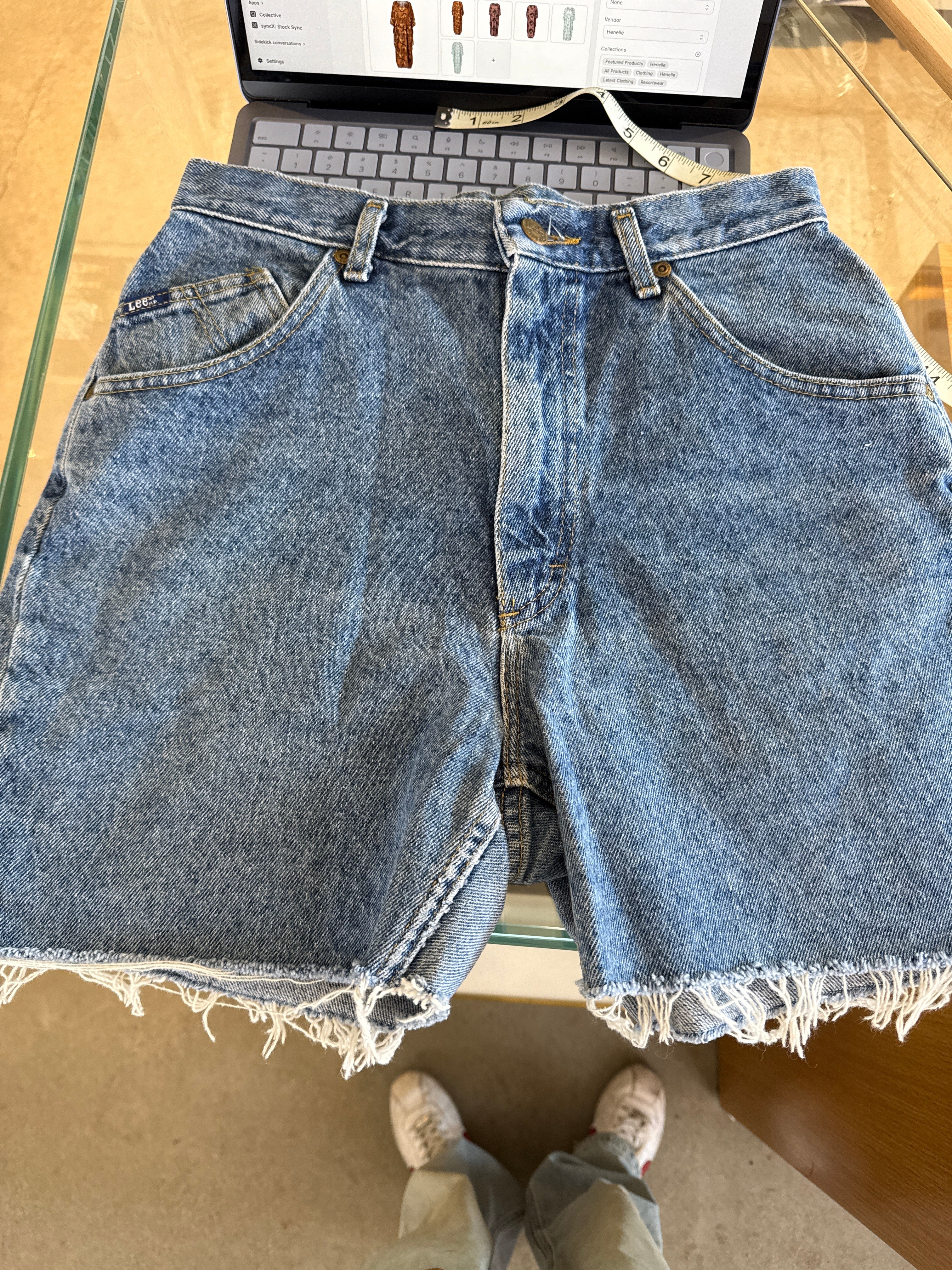 Vintage Lee Cutoff Jorts W27