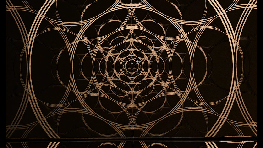 Mesmerize Wallpaper | Style: 112/01 GOLD