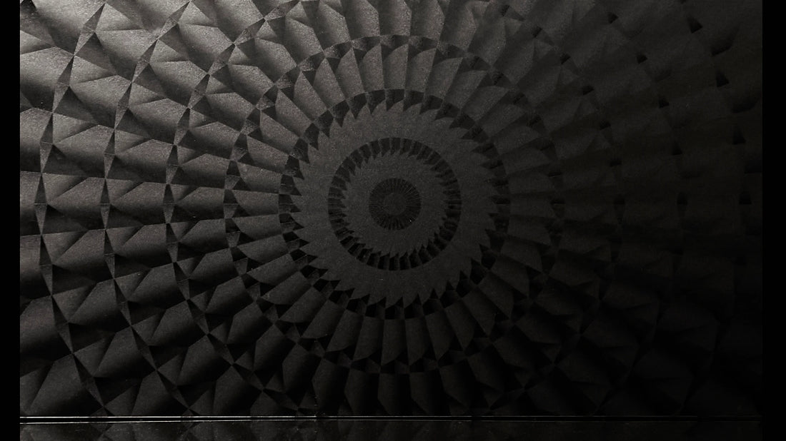 Mesmerize Wallpaper | Style: 13/01 SILVER