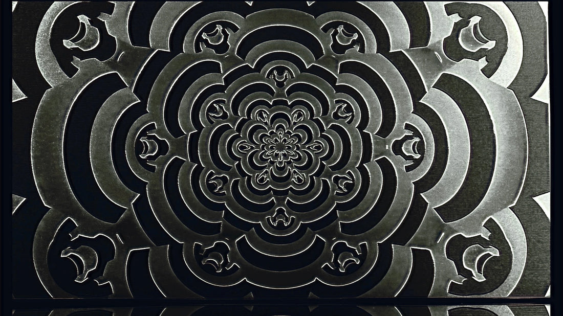 Mesmerize Wallpaper | Style: 09/01 SILVER