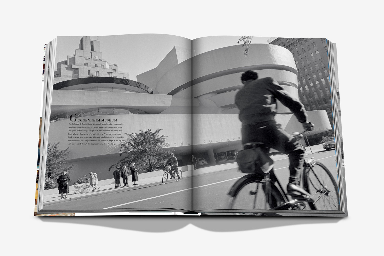 5th Avenue-200 Years of Stories &amp; Legends