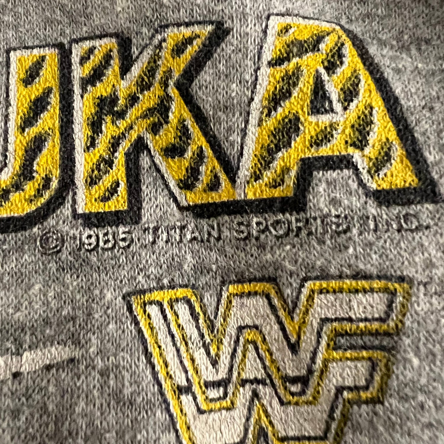 1985 Jimmy &quot;Super Fly&quot; Snuka WWF Wrestling Vintage Sweatshirt YOUTH Size