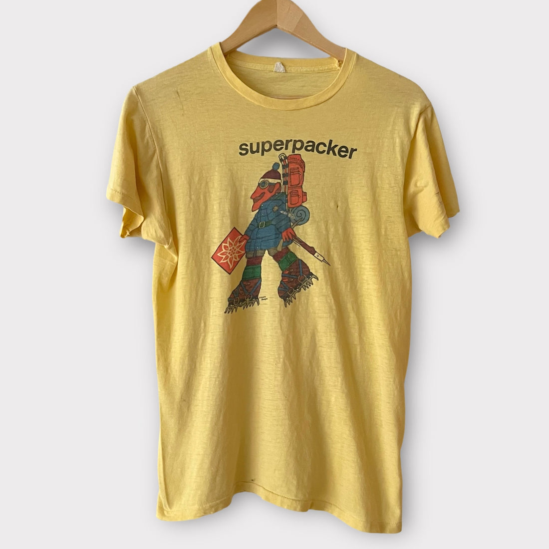1970s &quot;Superpacker&quot; Hiker Mountain Vintage Tee Shirt