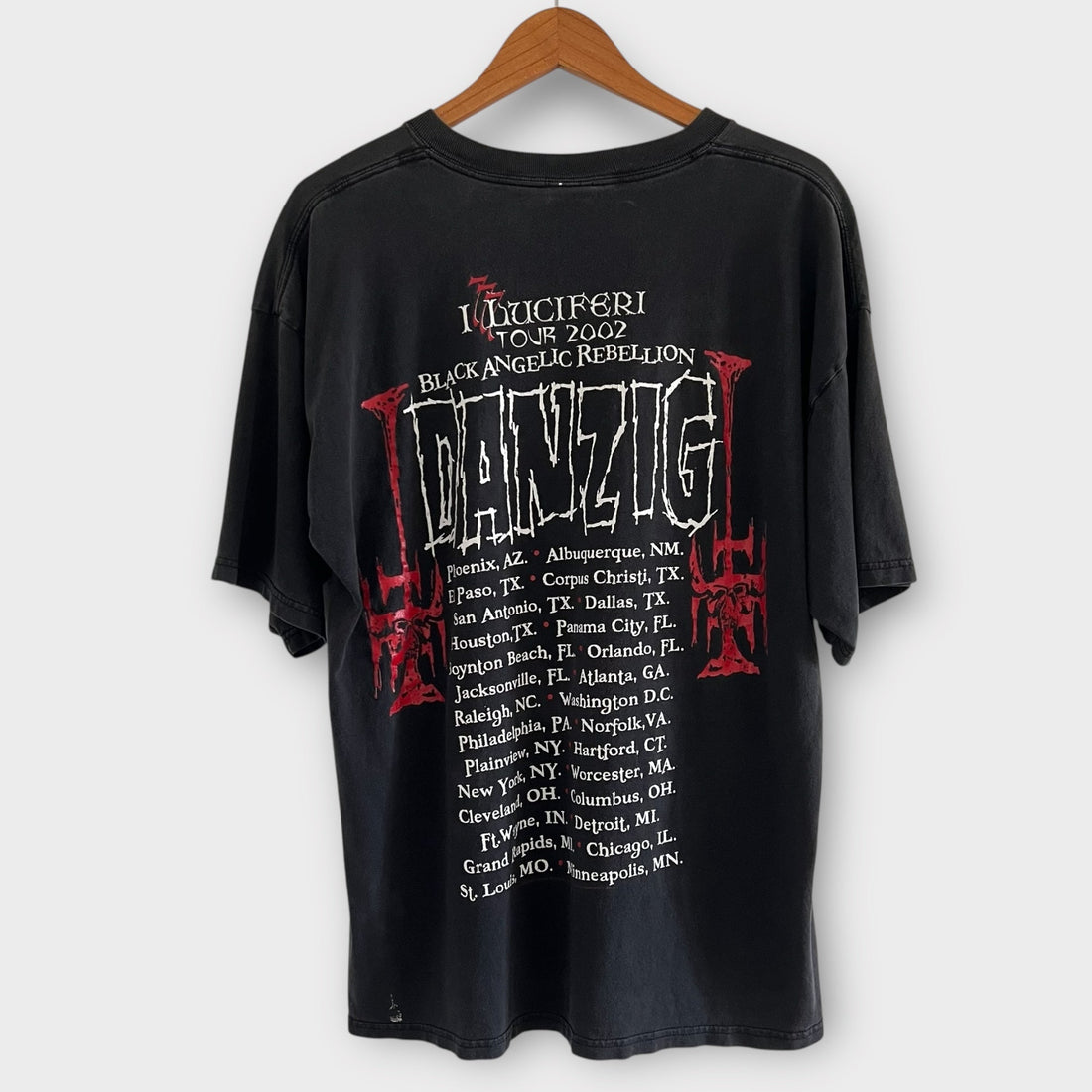 2002 Danzig &quot;Kiss The Skull&quot; Vintage Tour Band Tee Shirt