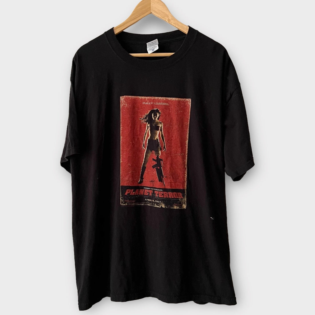2007 Planet Terror (Directed by Robert Rodriguez) Grindhouse Vintage Movie Promo Tee Shirt