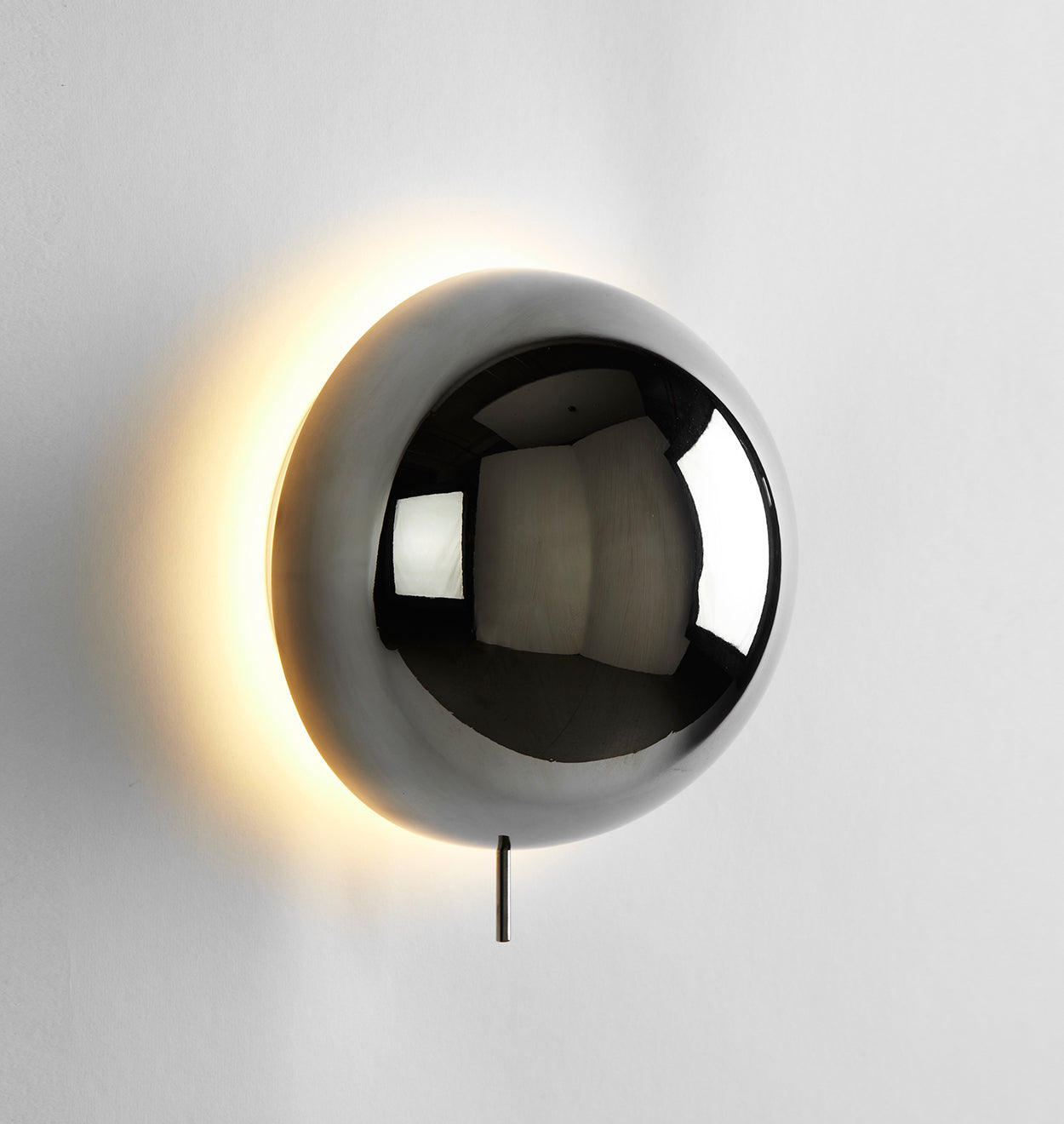 Eclipse Sconce