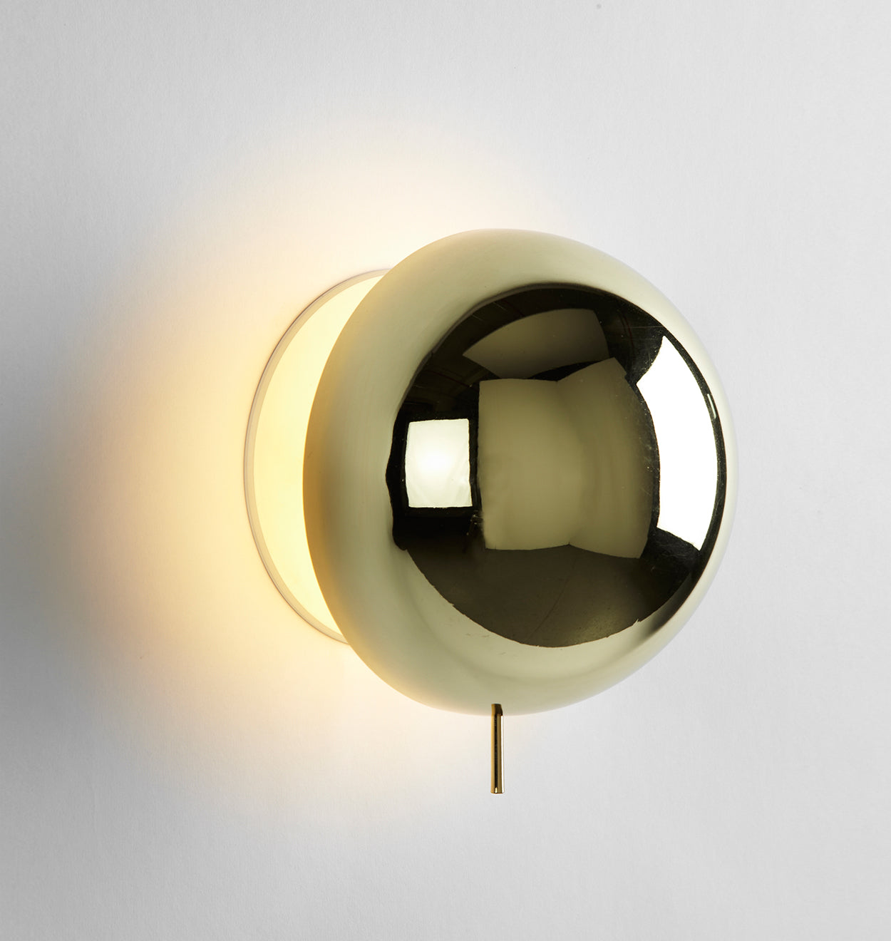 Eclipse Sconce