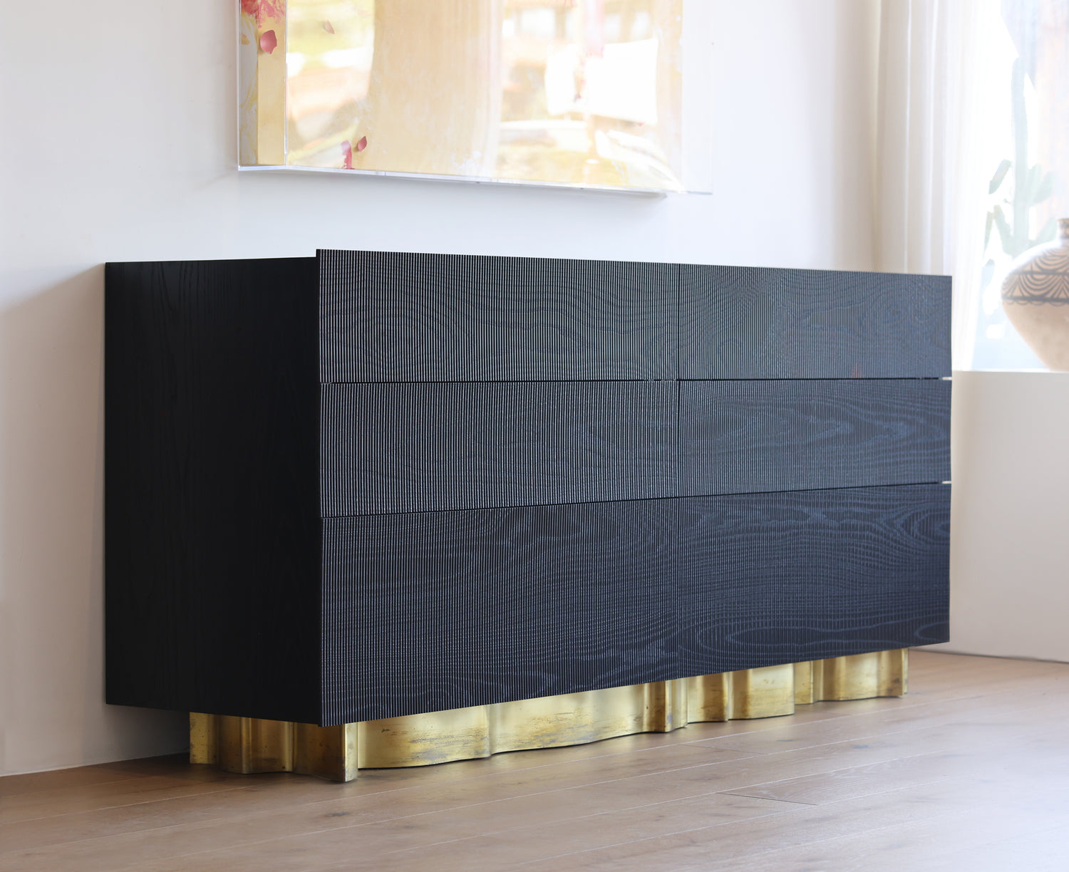 Naami Credenza